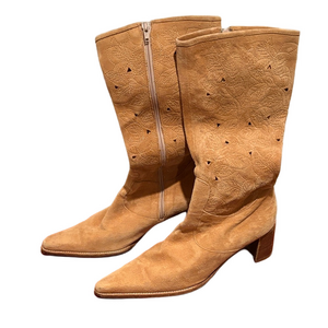 Chic Tan Suede Heeled Boots